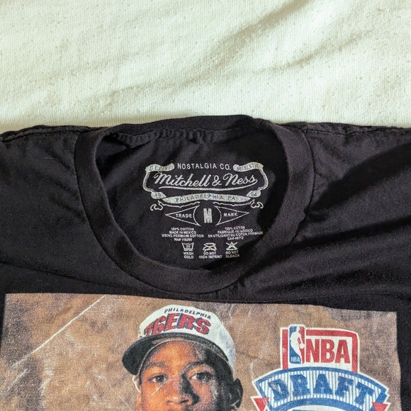 Mitchell & Ness Allen Iverson Draft Day t-shirt, Black, Size Medium - Picture 4 of 5